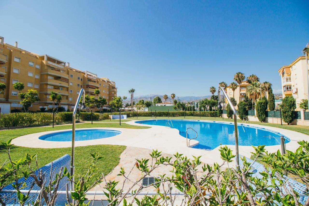 Espectacular Residencial En 2A Linea Piscina Tenis Algarrobo Costa Dış mekan fotoğraf