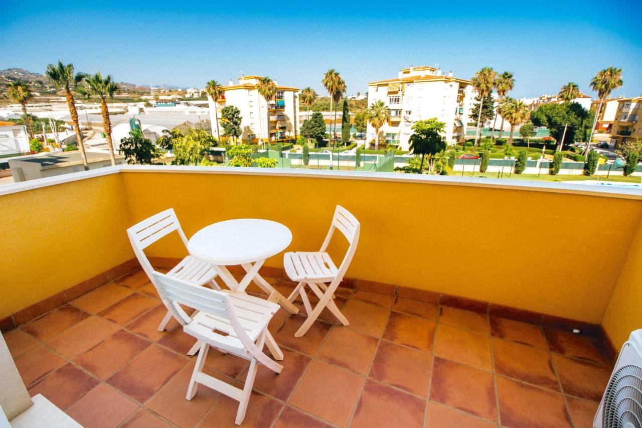 Espectacular Residencial En 2A Linea Piscina Tenis Algarrobo Costa Dış mekan fotoğraf